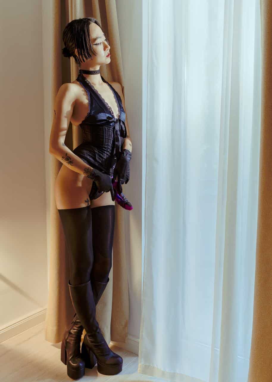 Mistress Koto 9